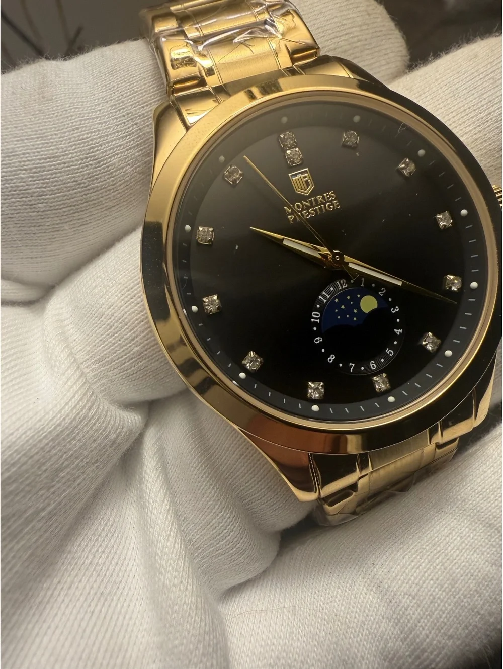 Montres Prestige by INVICTA Men's Gold Tone Wristwatch 42mm reg $200